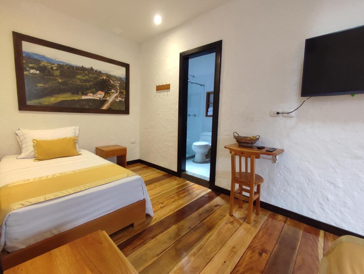 Hotel Boutique La Leyenda 1860 Salamina ภายนอก รูปภาพ