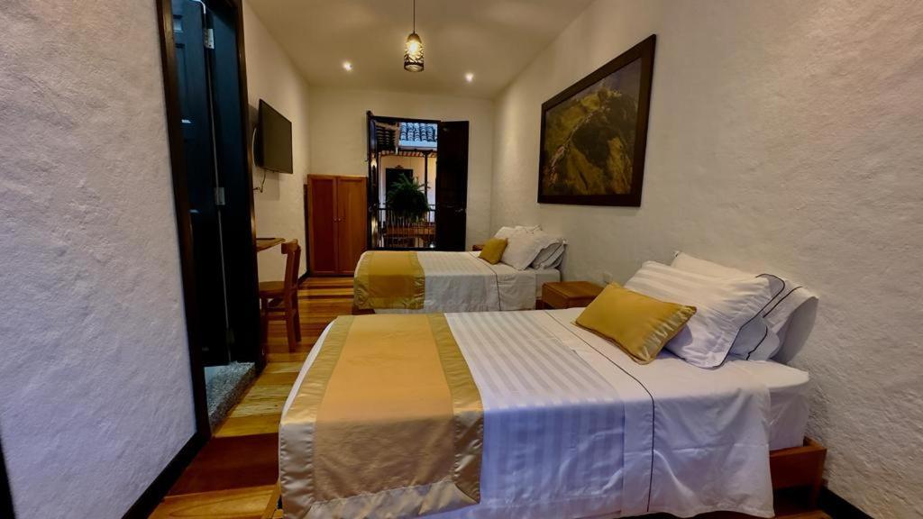 Hotel Boutique La Leyenda 1860 Salamina ภายนอก รูปภาพ