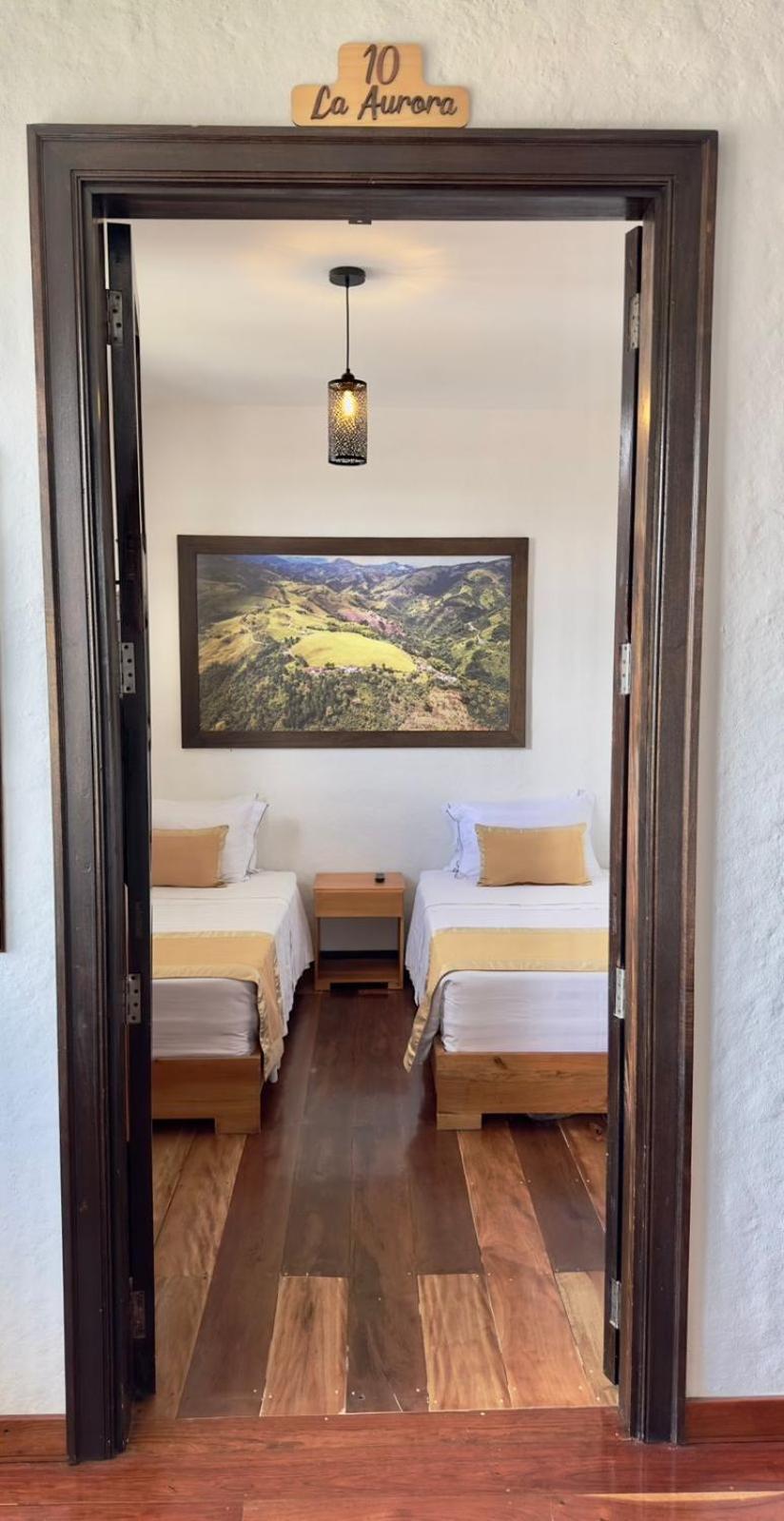 Hotel Boutique La Leyenda 1860 Salamina ภายนอก รูปภาพ