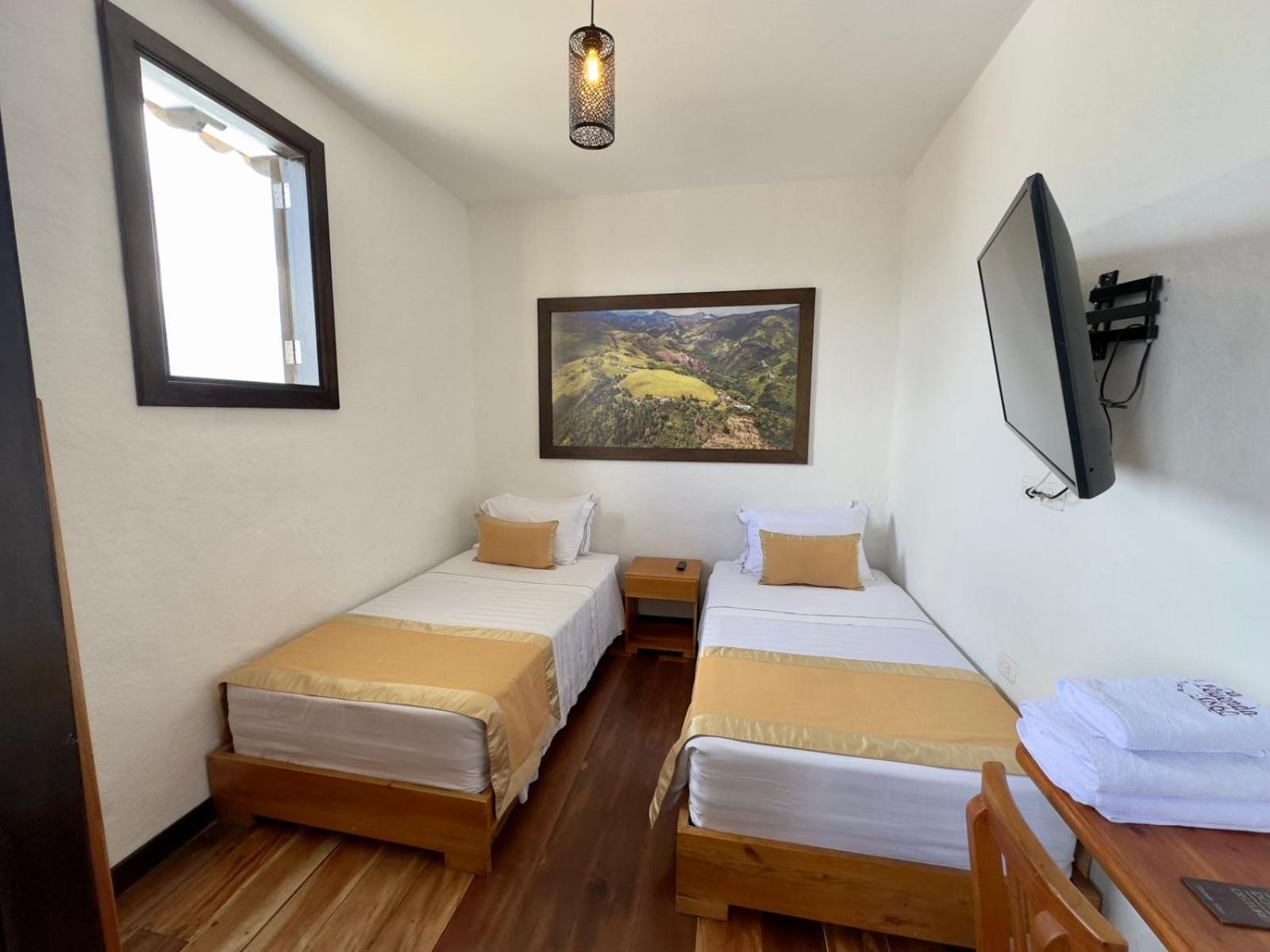 Hotel Boutique La Leyenda 1860 Salamina ภายนอก รูปภาพ