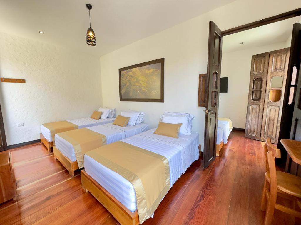 Hotel Boutique La Leyenda 1860 Salamina ภายนอก รูปภาพ